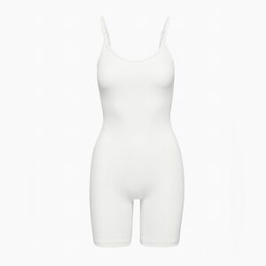 Aritzia // tnaBUTTER 7” Romper white